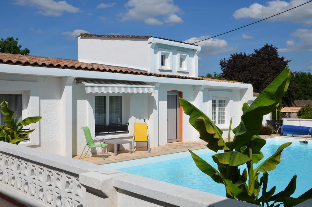 Jardin De Marceau Bed & Breakfast Blasimon Exterior photo